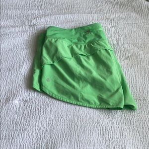 Lululemon Speed Up Shorts!! 2.5”